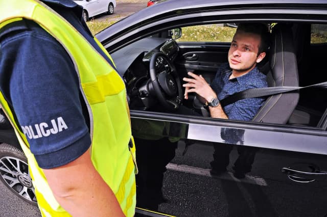 Gdzie można pojeździć samochodem bez prawa jazdy i uniknąć kary? Gdzie można pojeździć samochodem bez prawa jazdy i uniknąć kary?