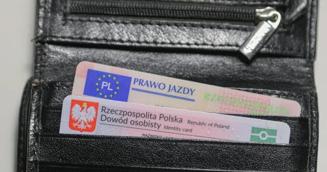 Co oznacza kod 71 w prawie jazdy i jak wpływa na Twoje uprawnienia? Co oznacza kod 71 w prawie jazdy i jak wpływa na Twoje uprawnienia?