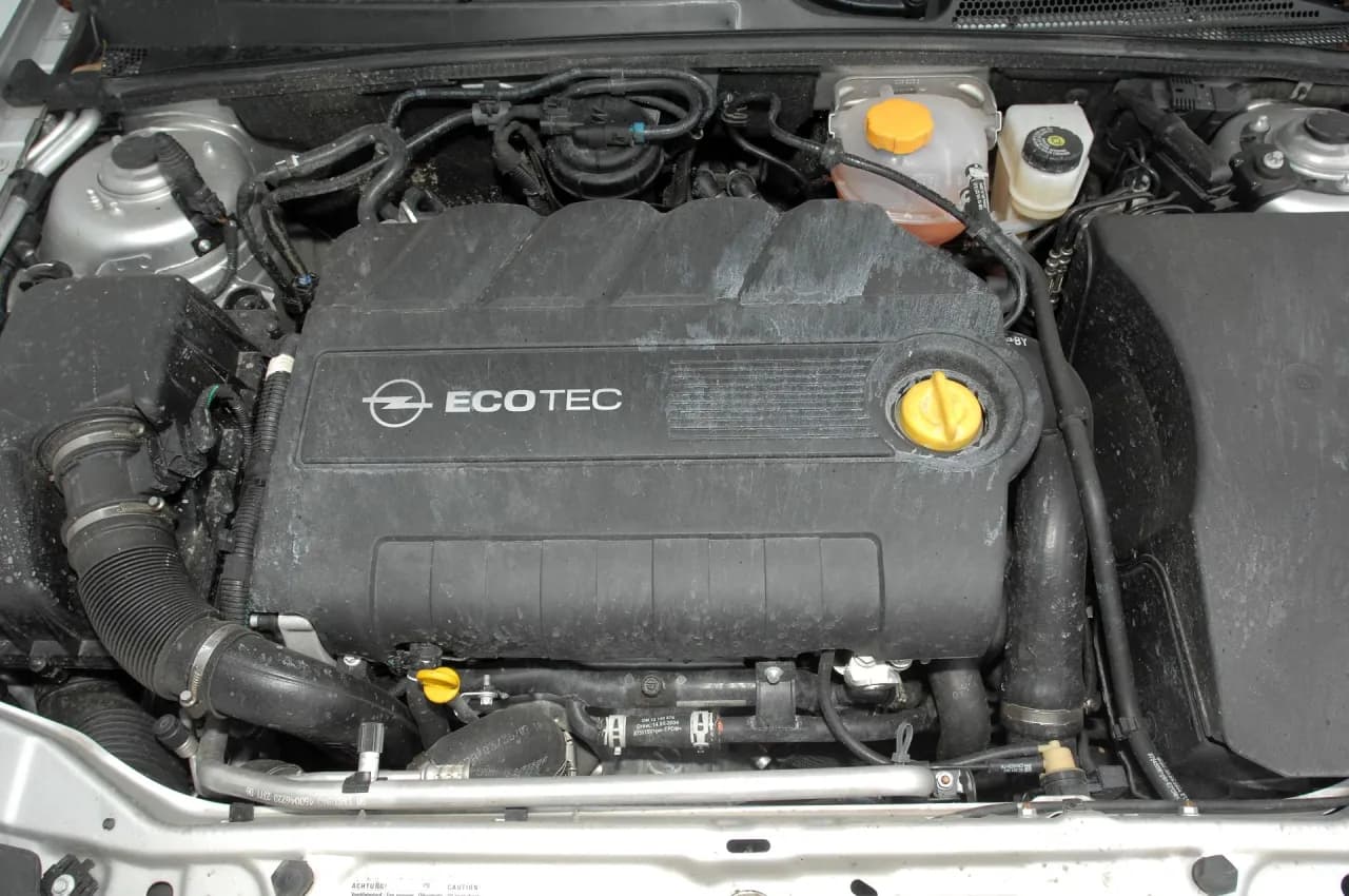 Opel Vectra C: który silnik jest najmniej awaryjny i dlaczego warto go wybrać Opel Vectra C: który silnik jest najmniej awaryjny i dlaczego warto go wybrać