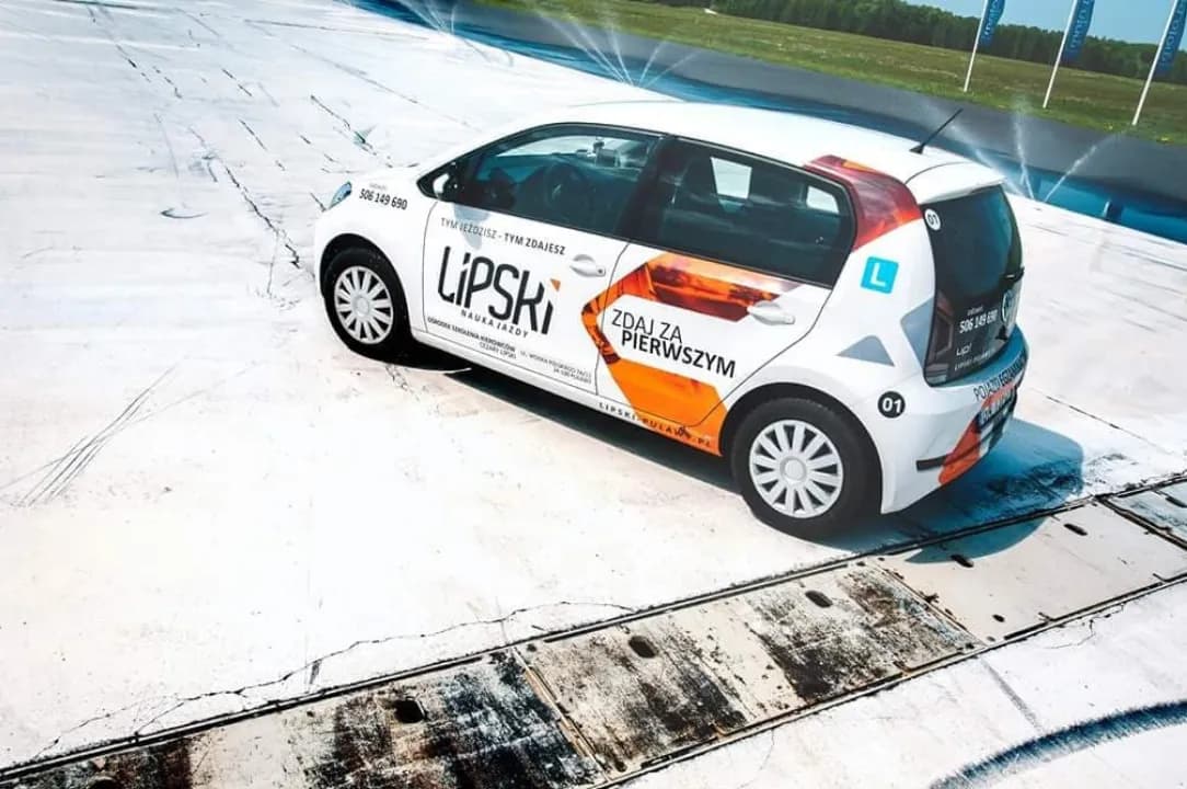 Ile trwa kurs na prawo jazdy B? Odkryj różnice w czasie trwania Ile trwa kurs na prawo jazdy B? Odkryj różnice w czasie trwania