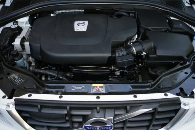 Volvo XC60 jaki silnik diesla wybrać: D4 czy D5 - co wybrać? Volvo XC60 jaki silnik diesla wybrać: D4 czy D5 - co wybrać?
