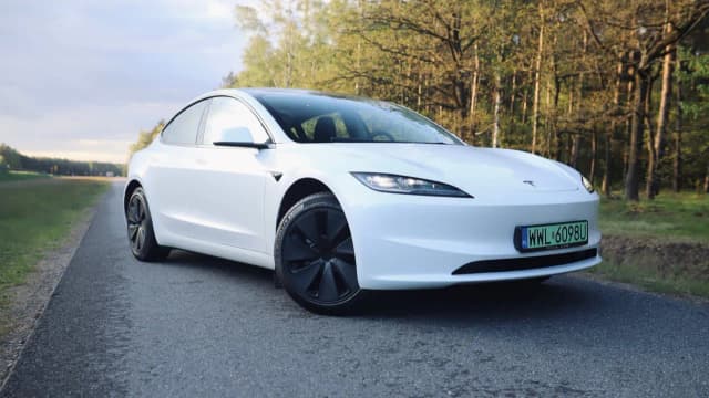 Czy Tesla ma silnik spalinowy? Prawda o elektrycznych samochodach Czy Tesla ma silnik spalinowy? Prawda o elektrycznych samochodach