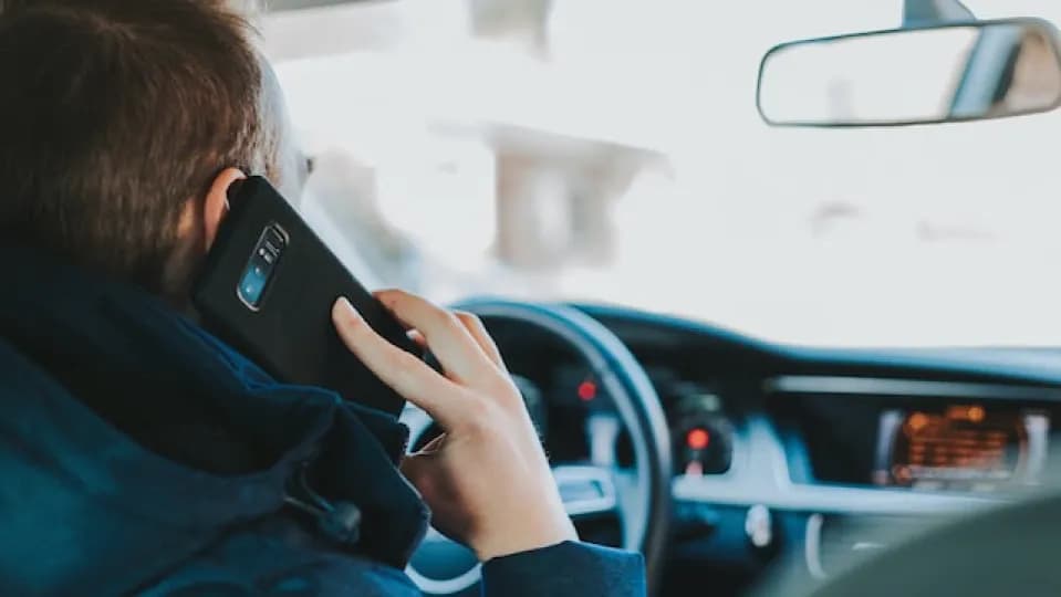 Jak połączyć telefon z samochodem przez Bluetooth Toyota Avensis T27 bez problemów Jak połączyć telefon z samochodem przez Bluetooth Toyota Avensis T27 bez problemów