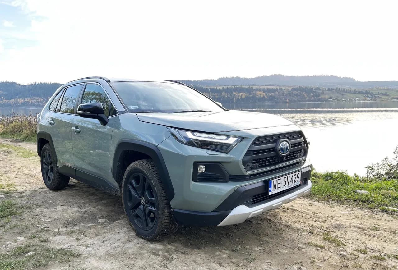 Kiedy nowa Toyota RAV4? Spóźnisz się na premierę tego modelu! Kiedy nowa Toyota RAV4? Spóźnisz się na premierę tego modelu!