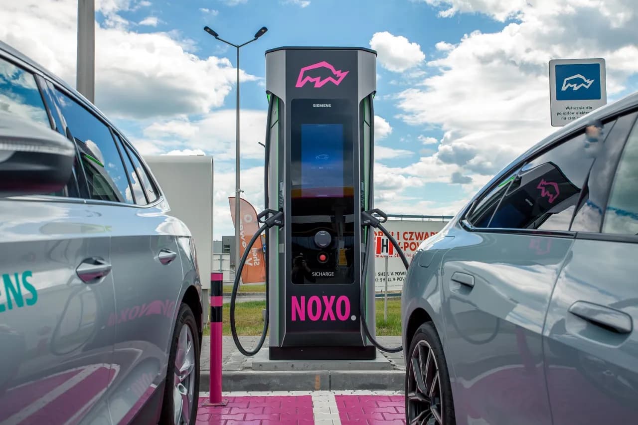 Jak ładować samochód elektryczny – praktyczne porady, koszty i czas ładowania Jak ładować samochód elektryczny – praktyczne porady, koszty i czas ładowania