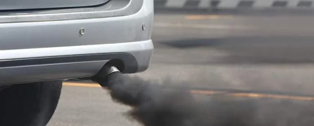 Dlaczego diesel kopci? Odkryj przyczyny dymu i ich skutki Dlaczego diesel kopci? Odkryj przyczyny dymu i ich skutki