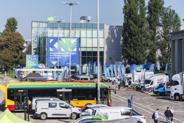 Ile jest samochodów elektrycznych w Polsce? Zaskakujący wzrost liczby! Ile jest samochodów elektrycznych w Polsce? Zaskakujący wzrost liczby!