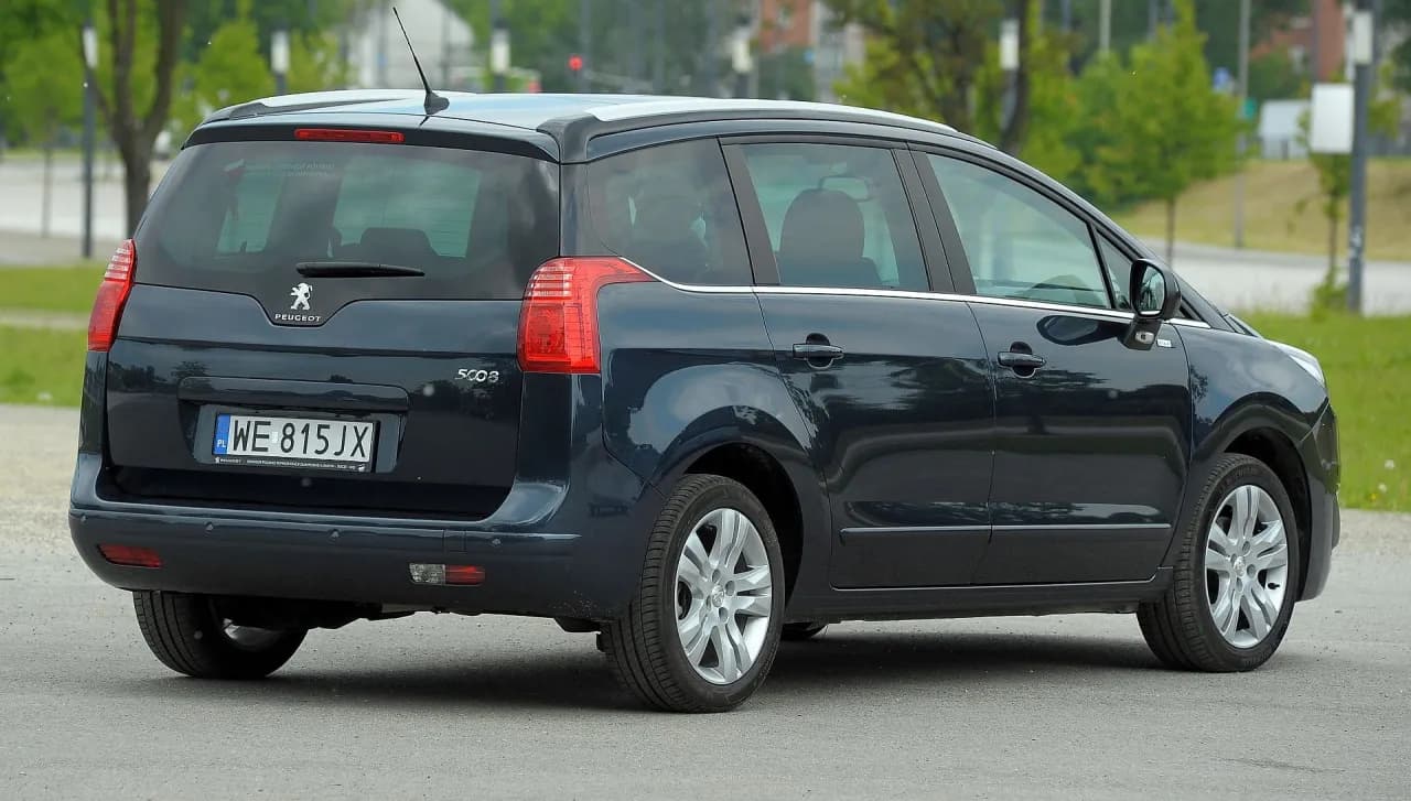 Peugeot 5008 jaki silnik wybrać, aby uniknąć problemów z wydajnością? Peugeot 5008 jaki silnik wybrać, aby uniknąć problemów z wydajnością?