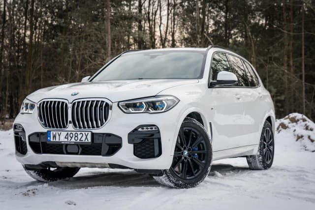 BMW X5 F15: jaki silnik wybrać? Porównanie, opinie i najlepsze opcje BMW X5 F15: jaki silnik wybrać? Porównanie, opinie i najlepsze opcje