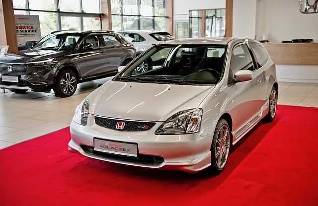 Ile kosztuje honda civic type r? Zaskakujące ceny i opcje w Polsce Ile kosztuje honda civic type r? Zaskakujące ceny i opcje w Polsce