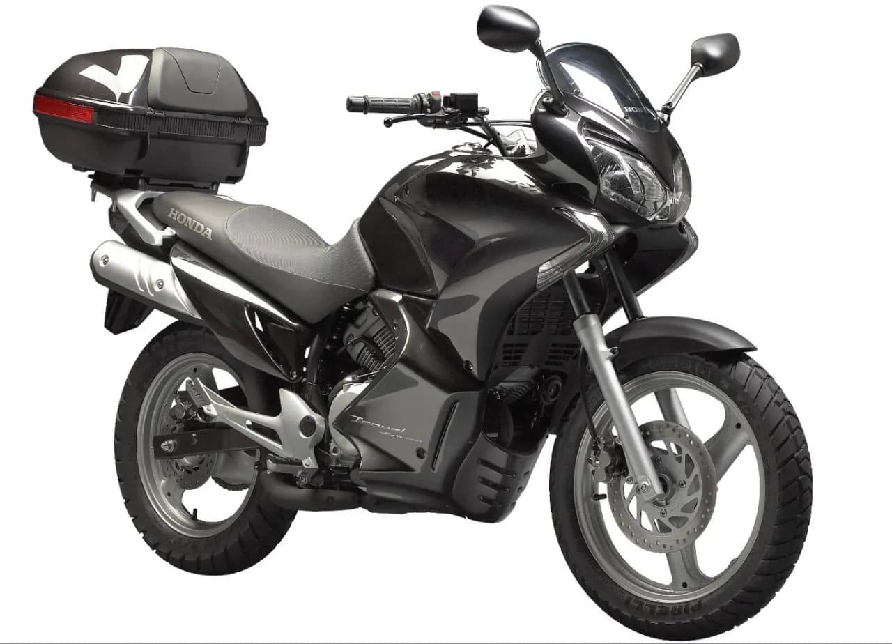 Ile oleju w Honda Varadero 125? Kluczowe informacje i porady Ile oleju w Honda Varadero 125? Kluczowe informacje i porady